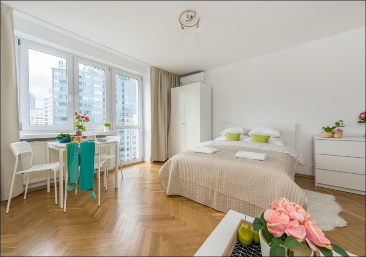 P&O Apartments Dworzec Centralny Varšava Exteriér fotografie